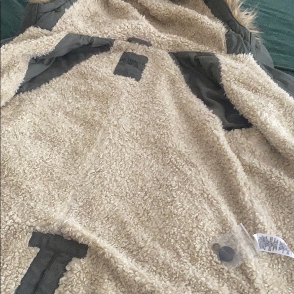 Jacket - Picture 2 of 3